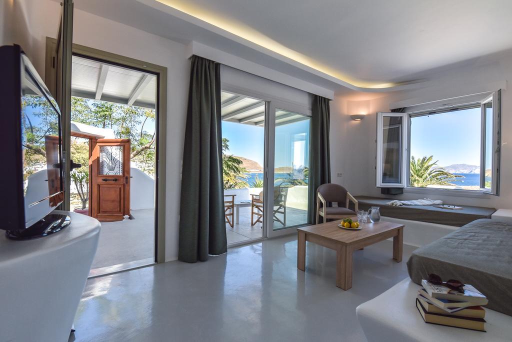 Cavos 4* Agios Sostis (Tinos)